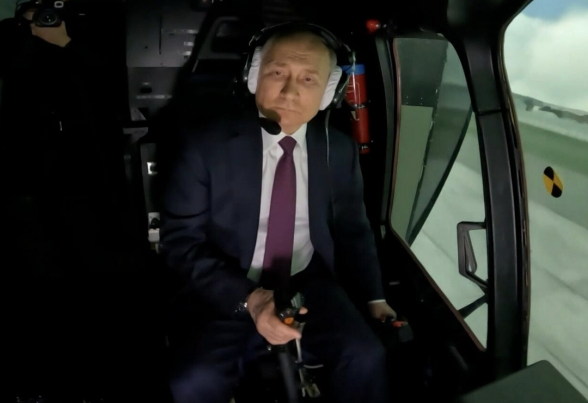 Путин лично опробовал тренажер вертолета Ми-171А2
